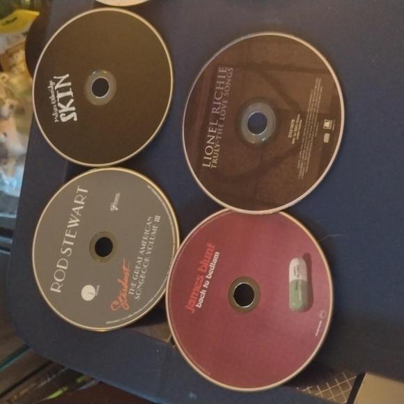 Assorted Music CDs Collection - Picture 5 of 5